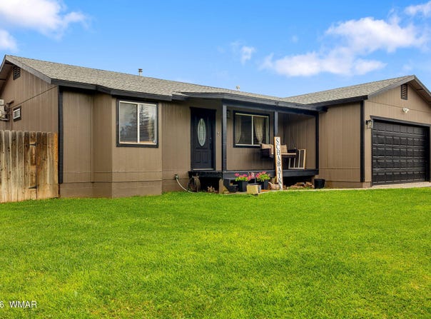 137 S Hamblin Street, Eagar, AZ 85925