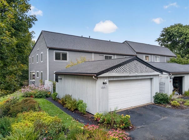 511 #6 Strawberry Hill Circle, Ithaca, NY 14850