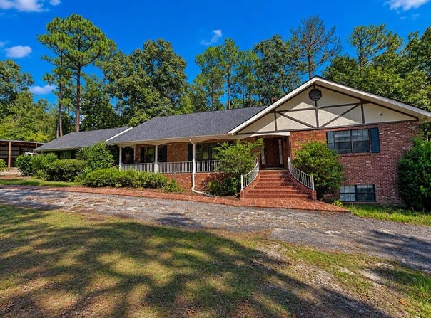 1414 Fox Ridge Road, Eufaula, AL 36027