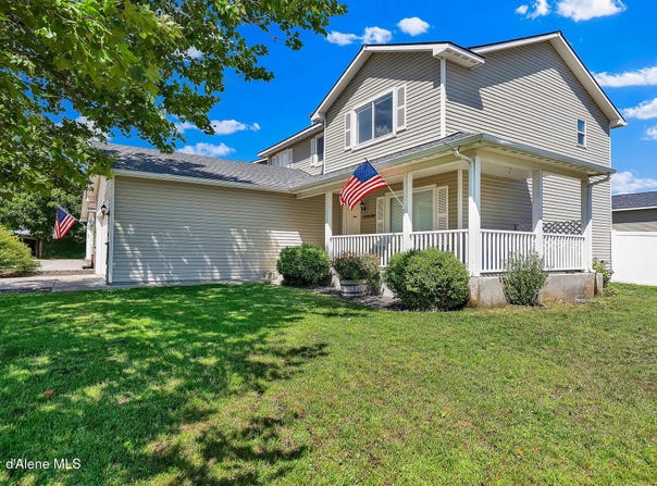 1302 N Moonstone St, Post Falls, ID 83854