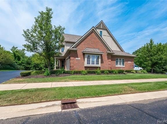 1160 Alissa Marie Drive, Highland Twp, MI 48357