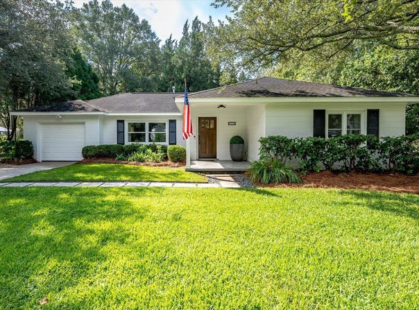 1325 Saint Clair Drive, Charleston, SC 29407