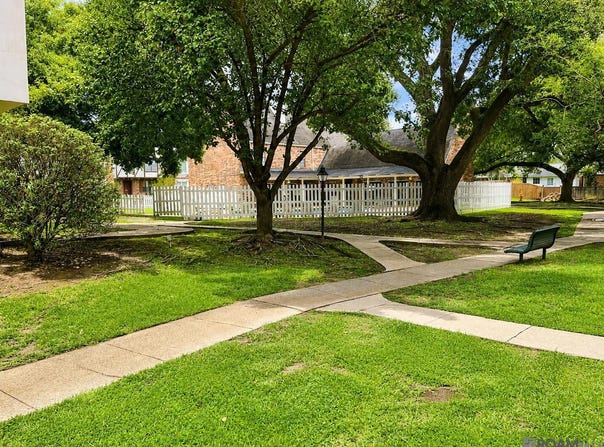 10113 Jefferson Hwy, Baton Rouge, LA 70809