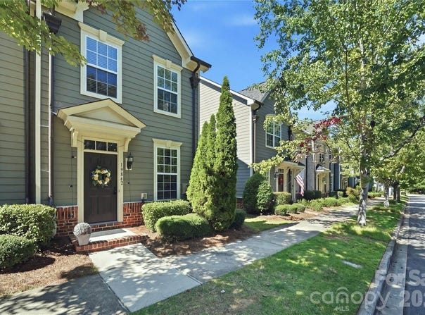 19862 Lamp Lighters Way, Cornelius, NC 28031