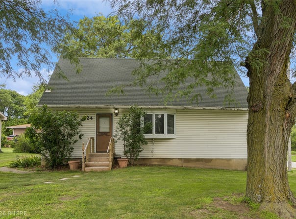 224 N Harrison Street, Stuart, IA 50250