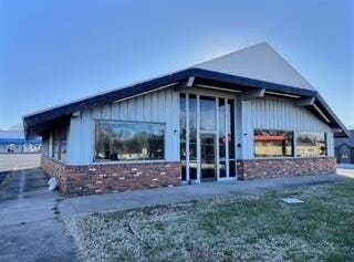 1419 W Austin Boulevard, Nevada, MO 64772