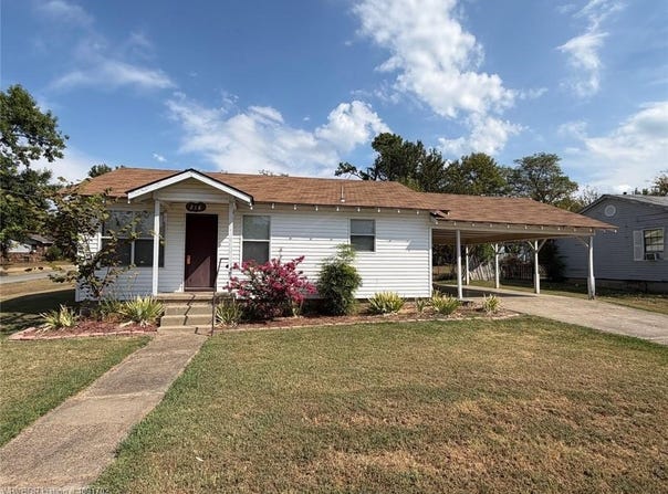 218 Maple Shade RD, Alma, AR 72921