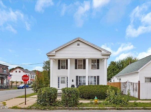 24 3rd Street, Waterford, NY 12188