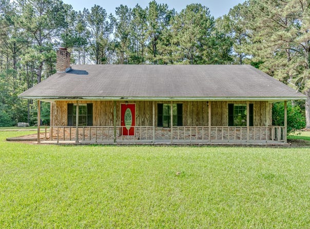 52 Barron Drive, Sontag, MS 39665
