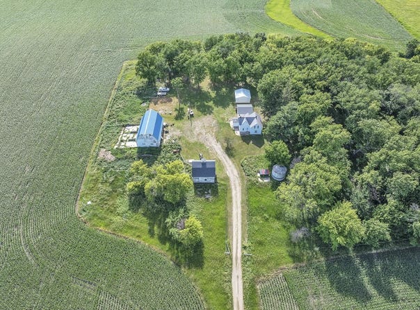 2959 400th Avenue, Graettinger, IA 51342
