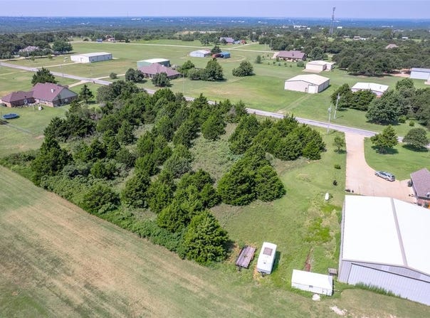 7550 Harvey Road, Guthrie, OK 73044