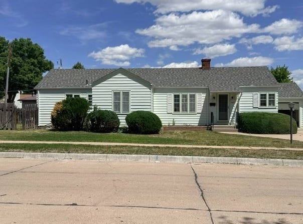 805 E A Street, Ogallala, NE 69153