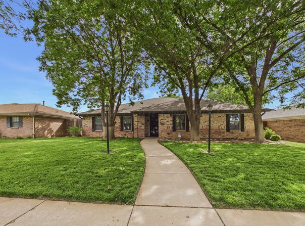 7810 FARRELL Drive, Amarillo, TX 79121-1212