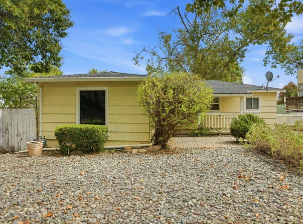 1523 Olive Avenue, Redding, CA 96001