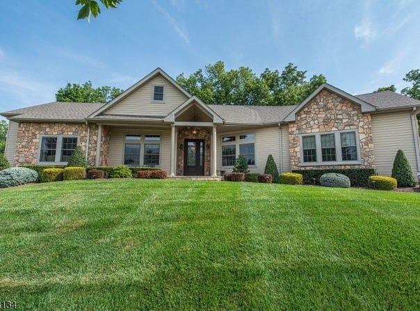 7 Dehart Ct, Wayne Twp., NJ 07470-7424