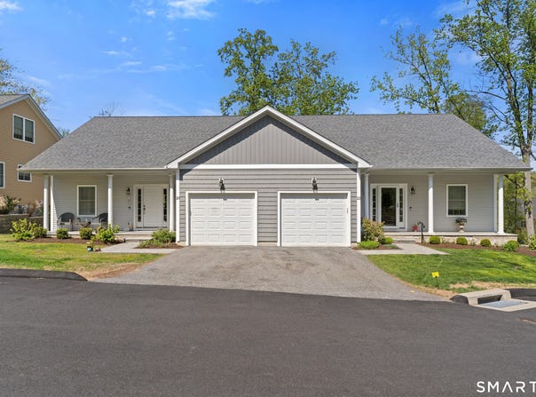 20 Sallys Way, Shelton, CT 06484