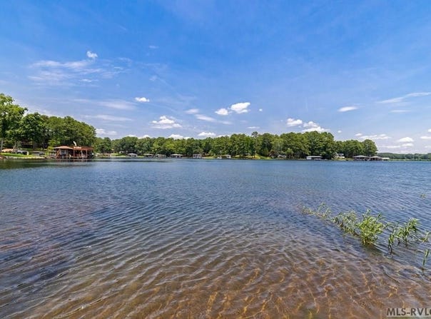 124 Pineview Drive, Henrico, NC 27842