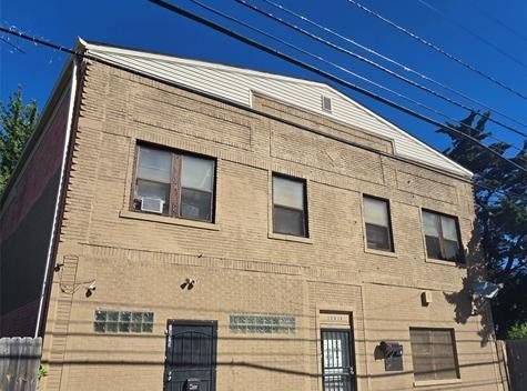 10935 Shoemaker Street, Detroit, MI 48213