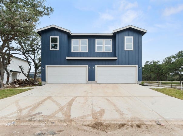 3501 E Renfro Street, Burleson, TX 76028