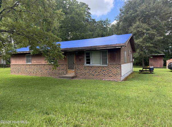 469 Nc 306, Grantsboro, NC 28529