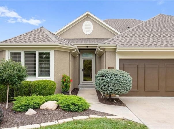 10007 MILLSTONE Drive, Lenexa, KS 66220