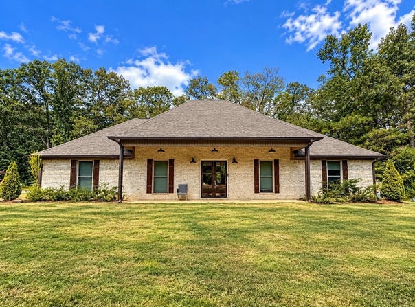 170 Winery Road, Fulton, MS 38843