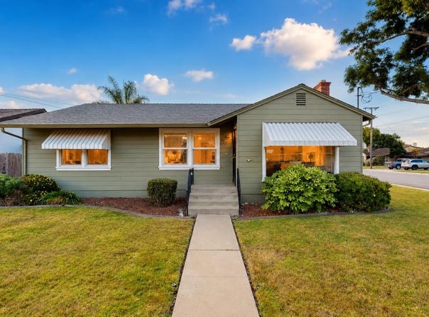 929 Capistrano Drive, Salinas, CA 93901