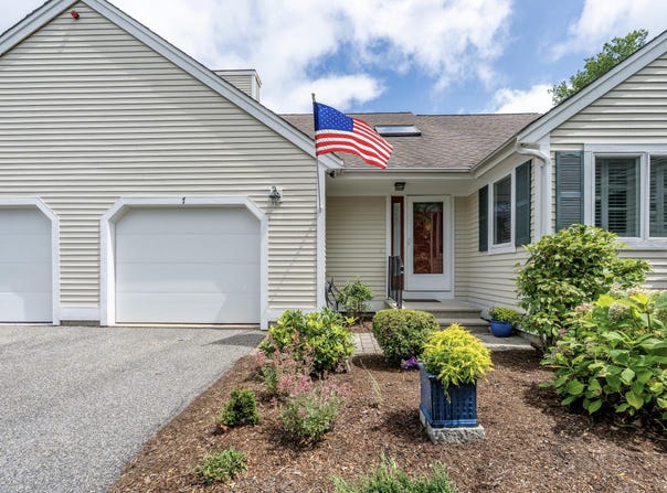 7 Ironwood Path, Mashpee, MA 02649