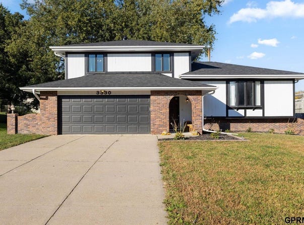 3330 South 157 Street, Omaha, NE 68130