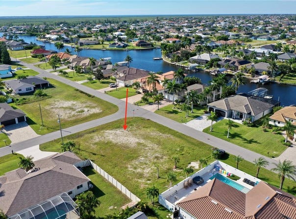 309 NW 35TH Place, CAPE CORAL, FL 33993