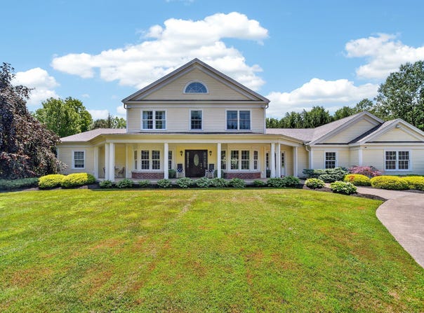 565 WORTH Street, Corry, PA 16407