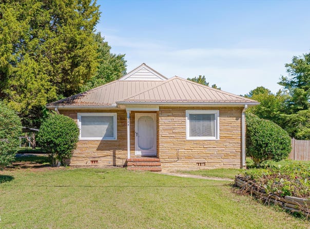 244 Semora Road, Roxboro, NC 27573