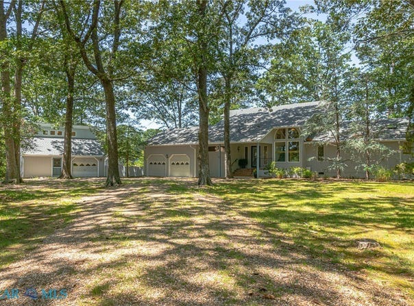 621 Harbor Drive, Reedville, VA 22539