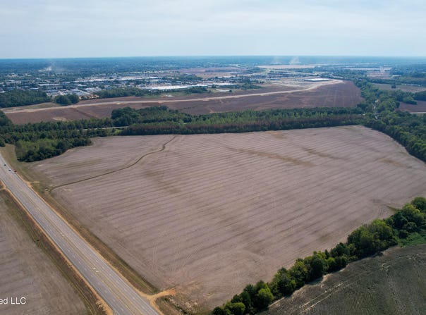 W Barnes Crossing Road, Saltillo, MS 38866