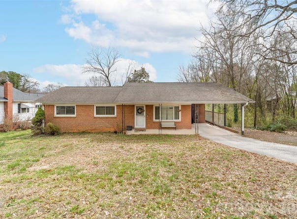106 Blacksnake Road, Stanley, NC 28164