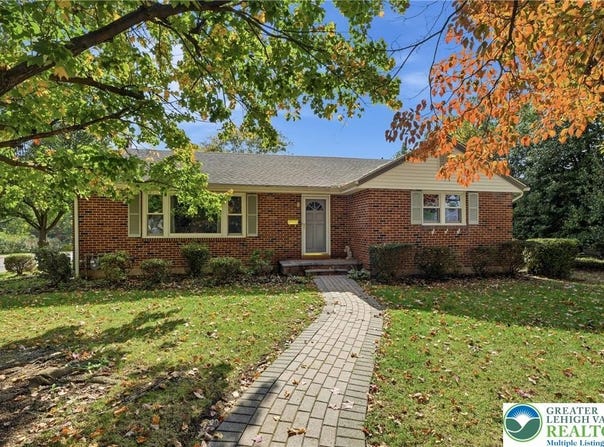 865 Bridge Street, Catasauqua Boro, PA 18032