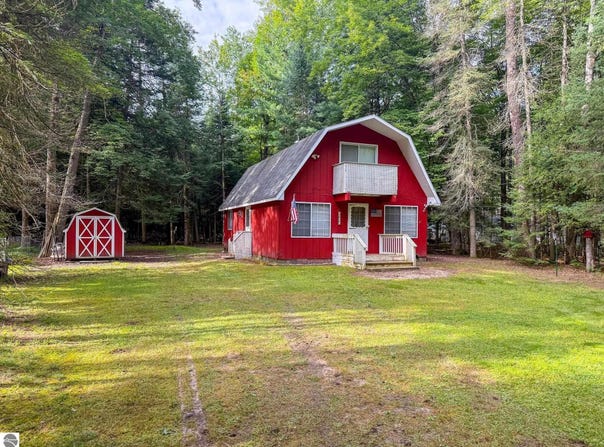 2050 CONTOUR DRIVE, ROSCOMMON, MI 48653