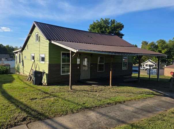 327 Locust, Jackson, OH 45640