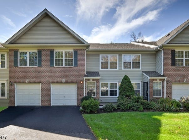 103 Cricket Hill Cir, South Brunswick Twp., NJ 08540-9009