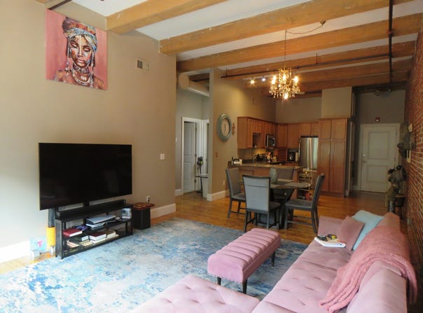 61 Market St, Lowell, MA 01852