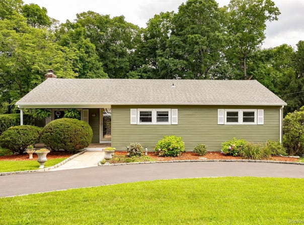 61 Ganung Drive, Ossining, NY 10562