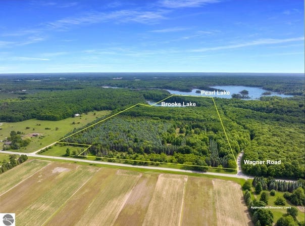 Pettengill Road, Empire, MI 49630