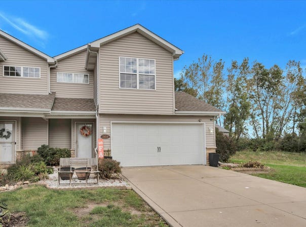 2454 E 68th Avenue, Merrillville, IN 46410
