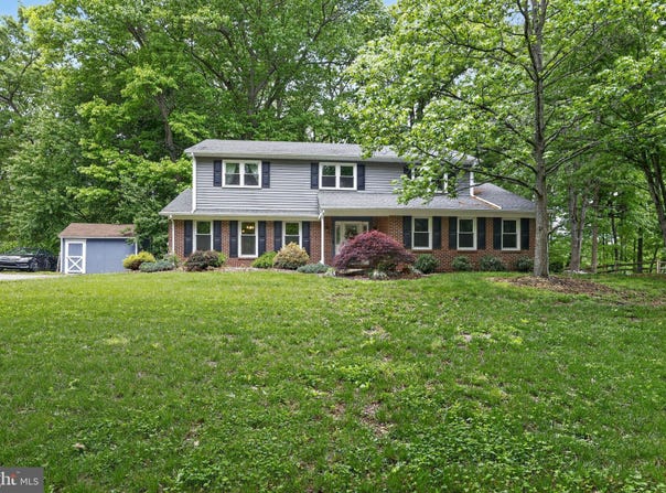 6 DONNA Drive, BEAR, DE 19701