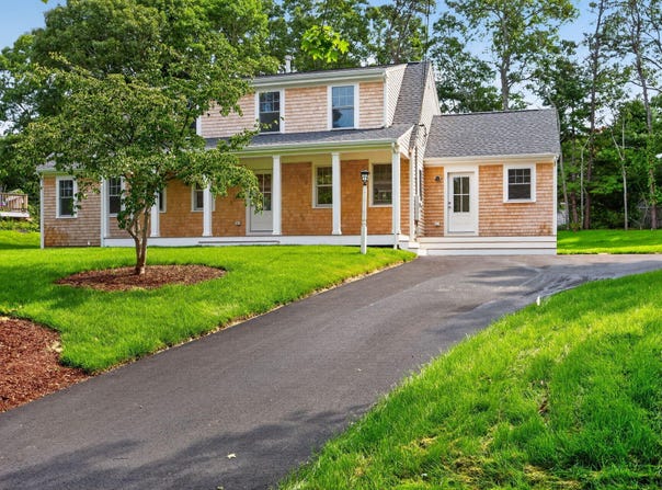 94 Liam Lane, Centerville, MA 02632