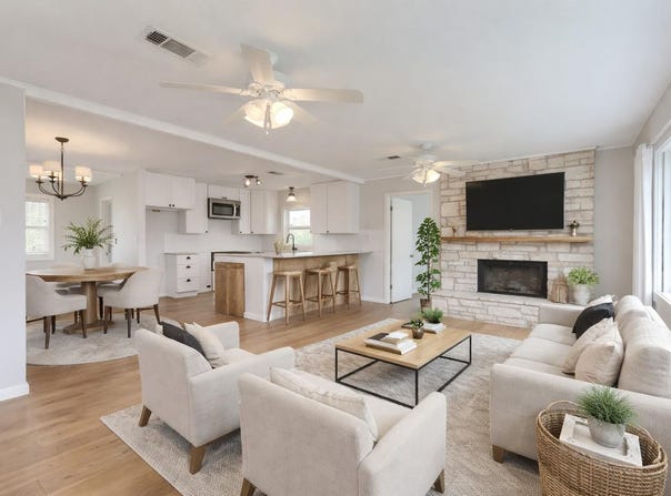 318 S Avenue C, Elgin, TX 78621