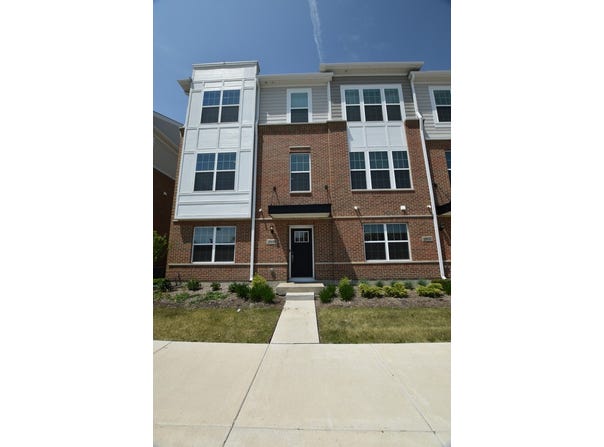 Naperville, IL 60564