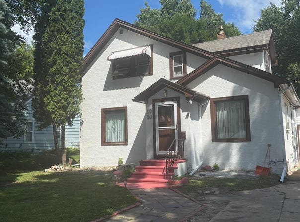1010 Trott Avenue SW, Willmar, MN 56201
