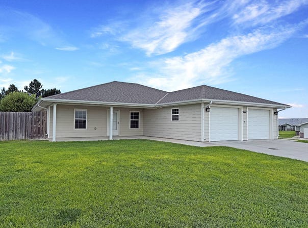 1710 Sewell Ave, Colby, KS 67701