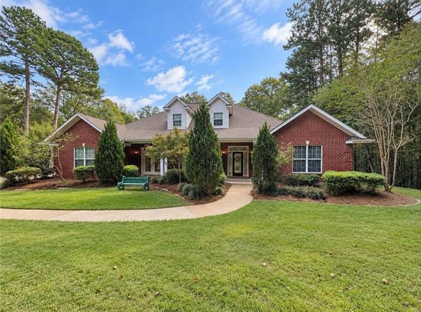 308 RAINTREE Place, Pineville, LA 71360